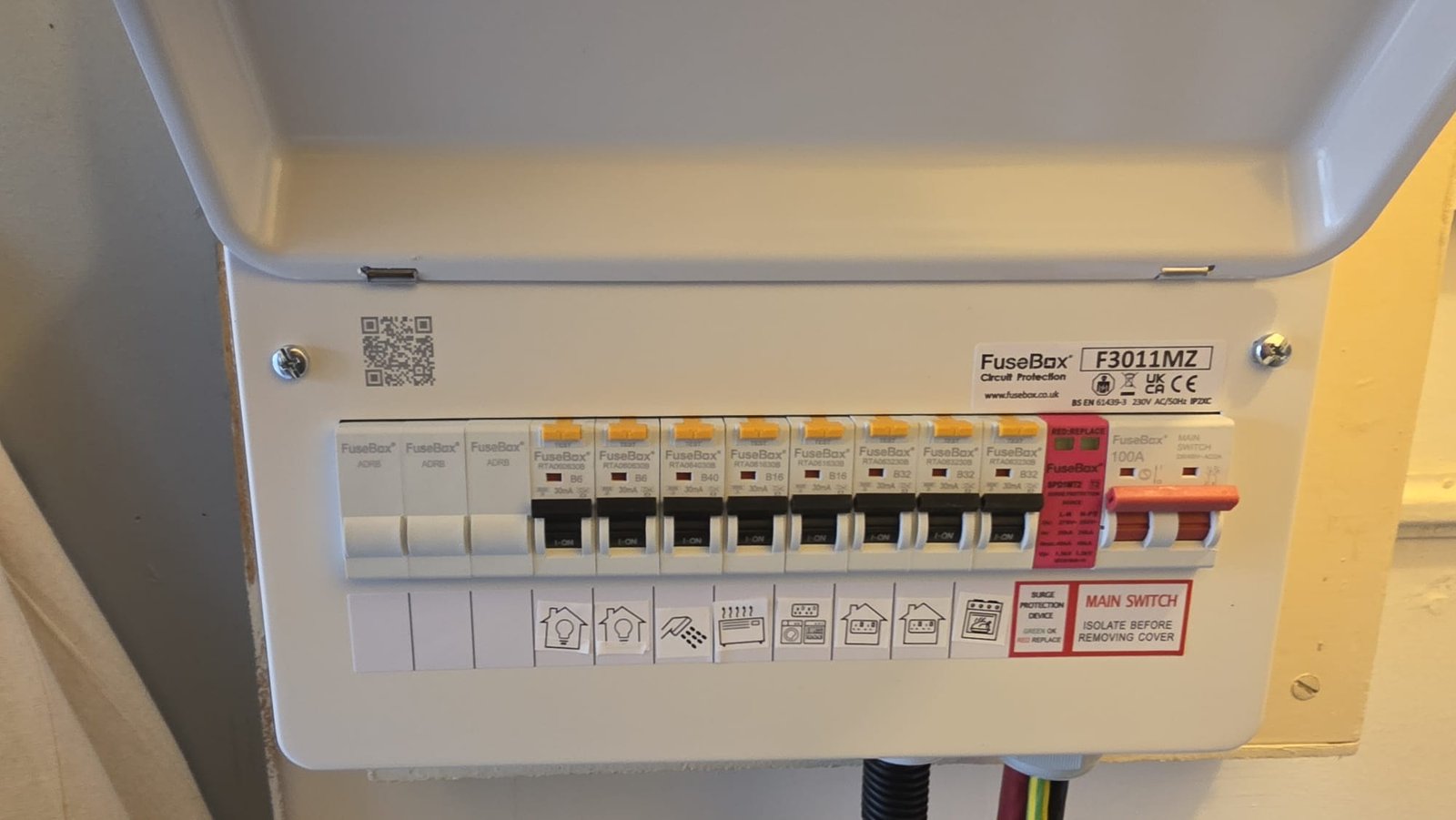Consumer unit upgrade as part of EICR remedial works in Aberdeen. FuseBox F3011MZ replacing an outdated board