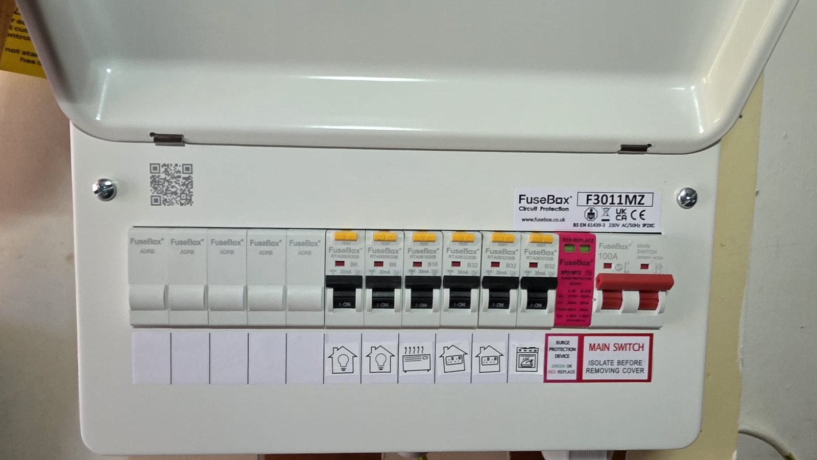 Ten-circuit FuseBox F3011MZ RCBO consumer unit installation at an Aberdeen home