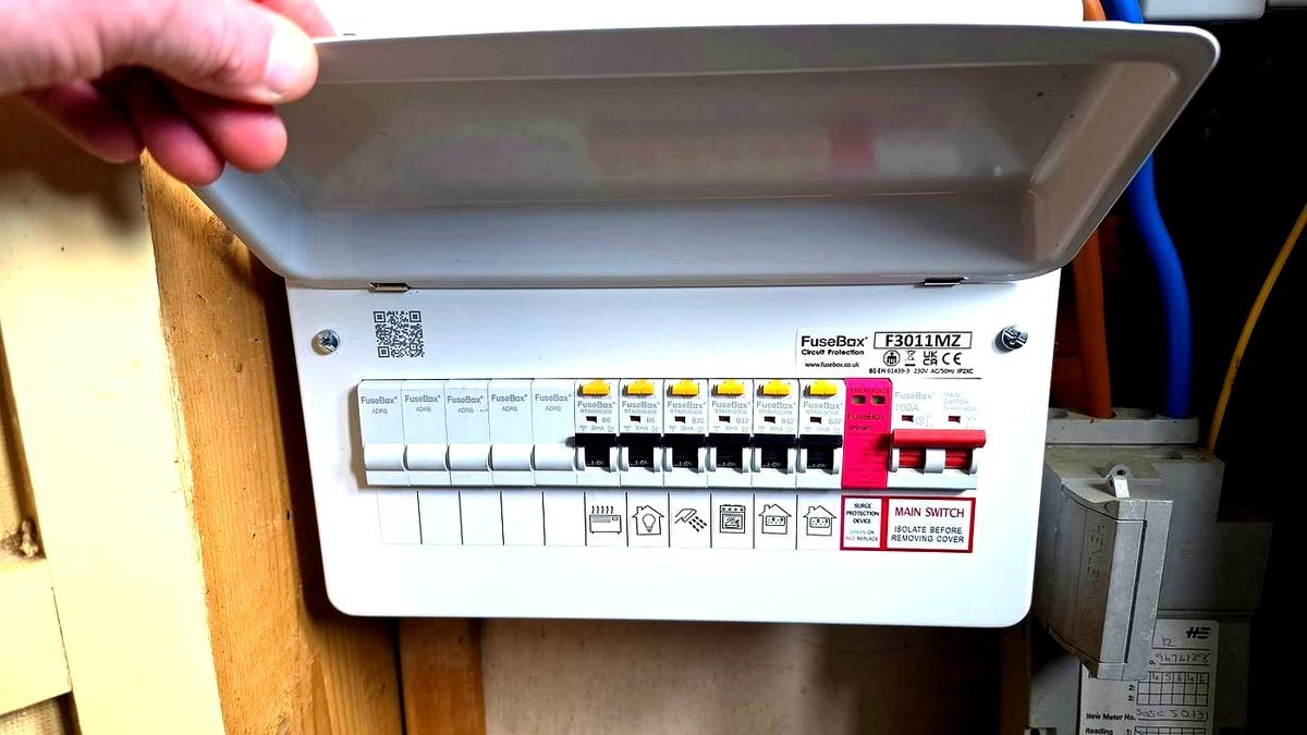 Faithful Spark Electricians NICEIC approved contractor carrying out security lighting work in Fraserburgh AB43